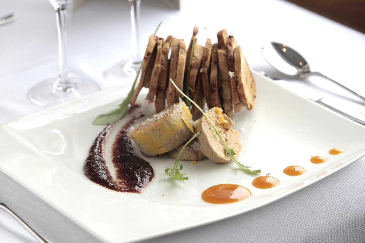 Malkorra Hotel & Restaurant Ірун Екстер'єр фото
