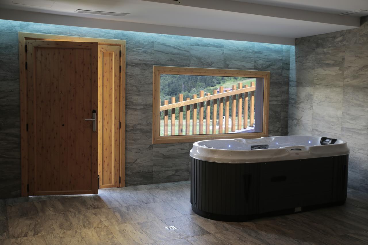 Malkorra Hotel & Restaurant Ірун Екстер'єр фото